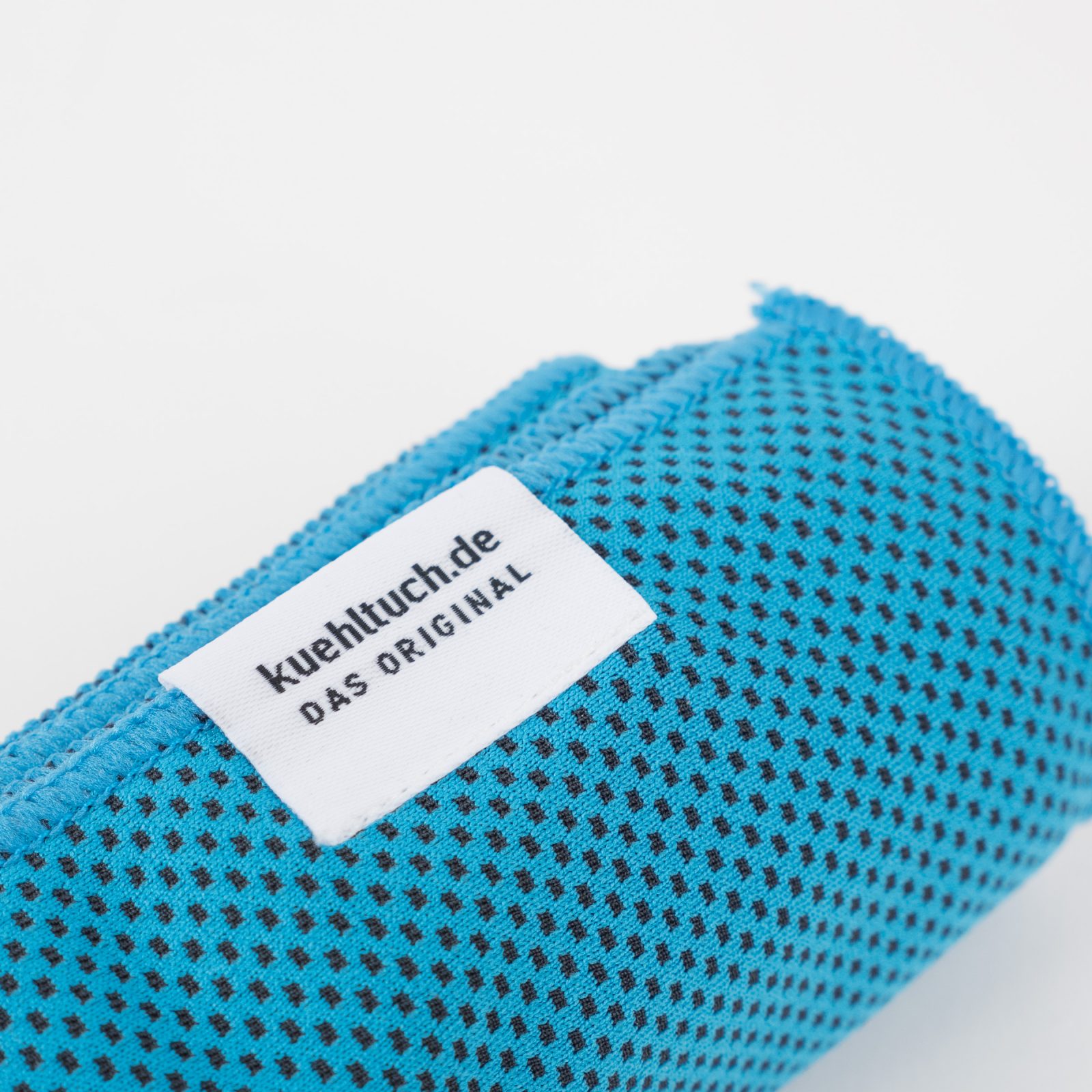 Kuehltuch himmelblau Rolle