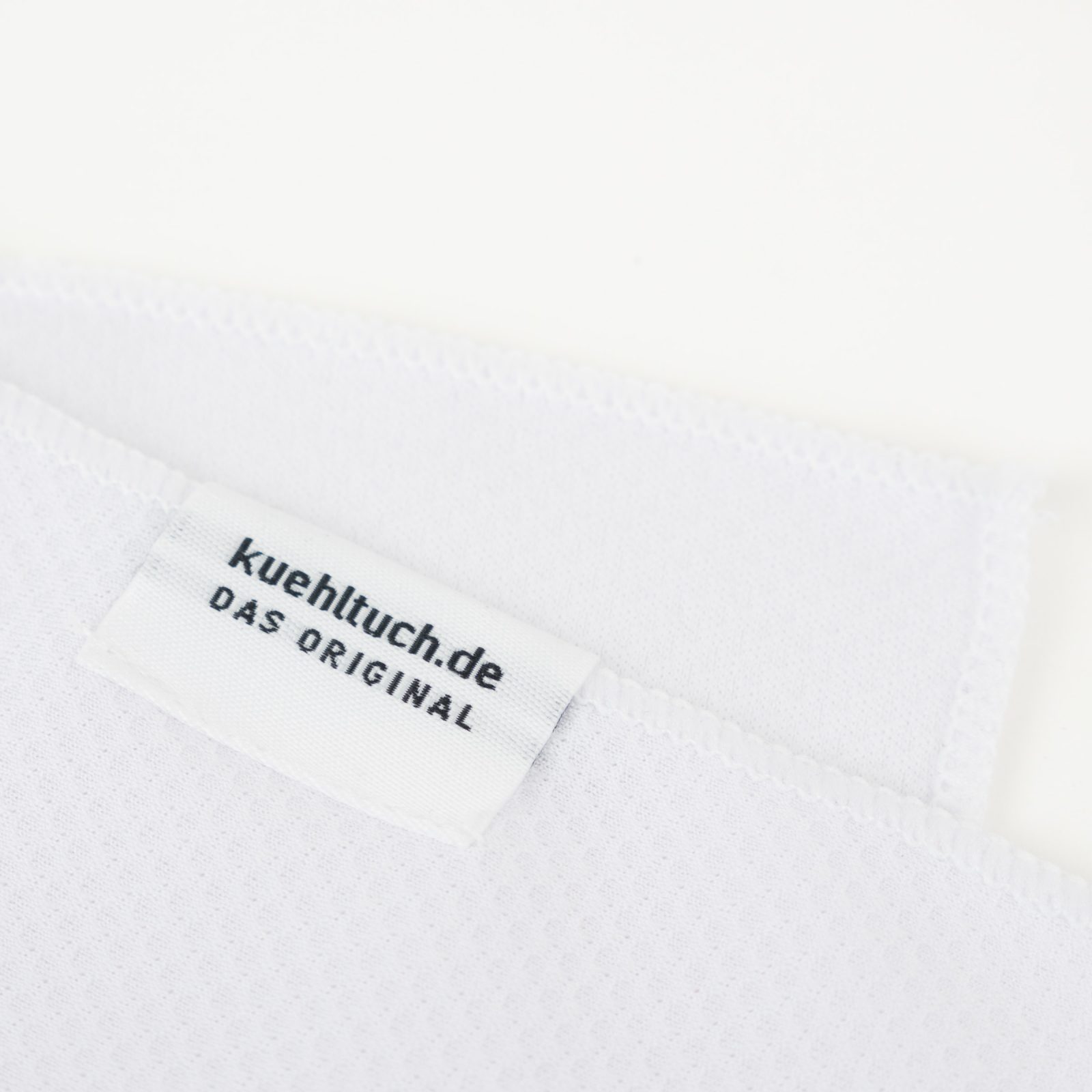 Kuehltuch weiß Label