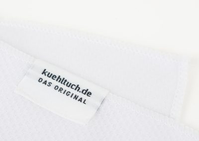 Kuehltuch weiß Label